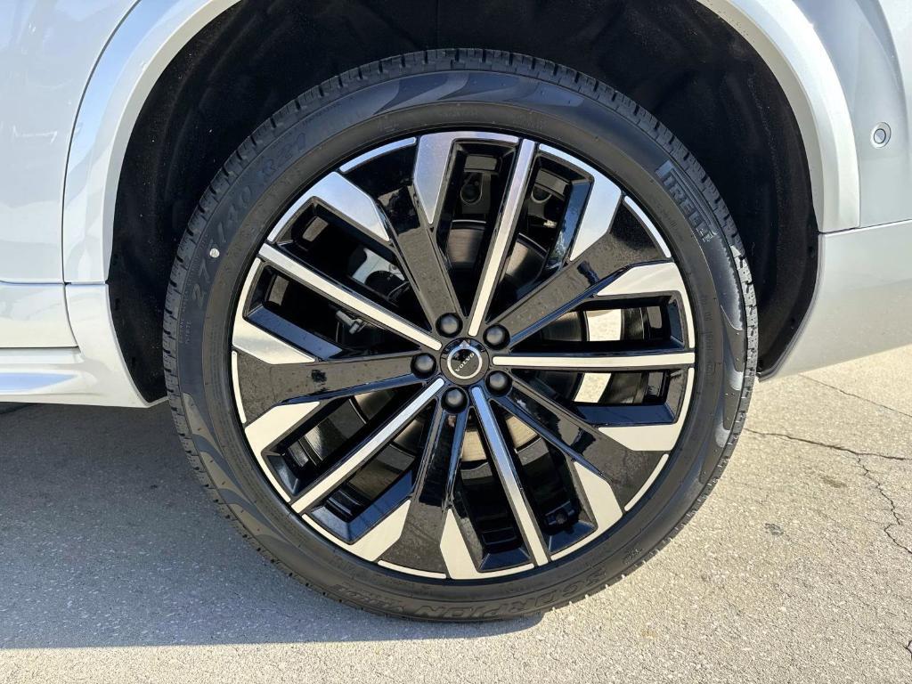 new 2026 Volvo XC90 car, priced at $75,155
