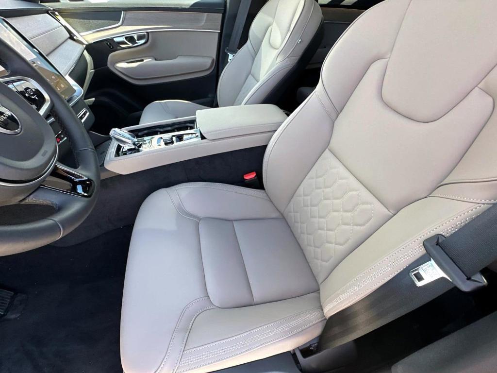 new 2025 Volvo XC90 Plug-In Hybrid car, priced at $69,995