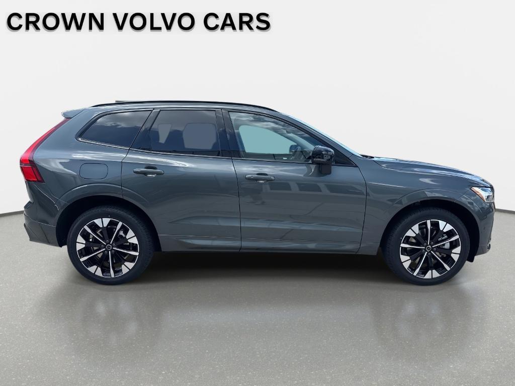 new 2026 Volvo XC60 Plug-In Hybrid car, priced at $70,085