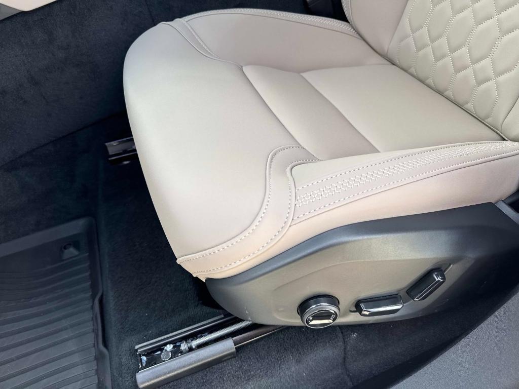 new 2026 Volvo XC90 car, priced at $71,825