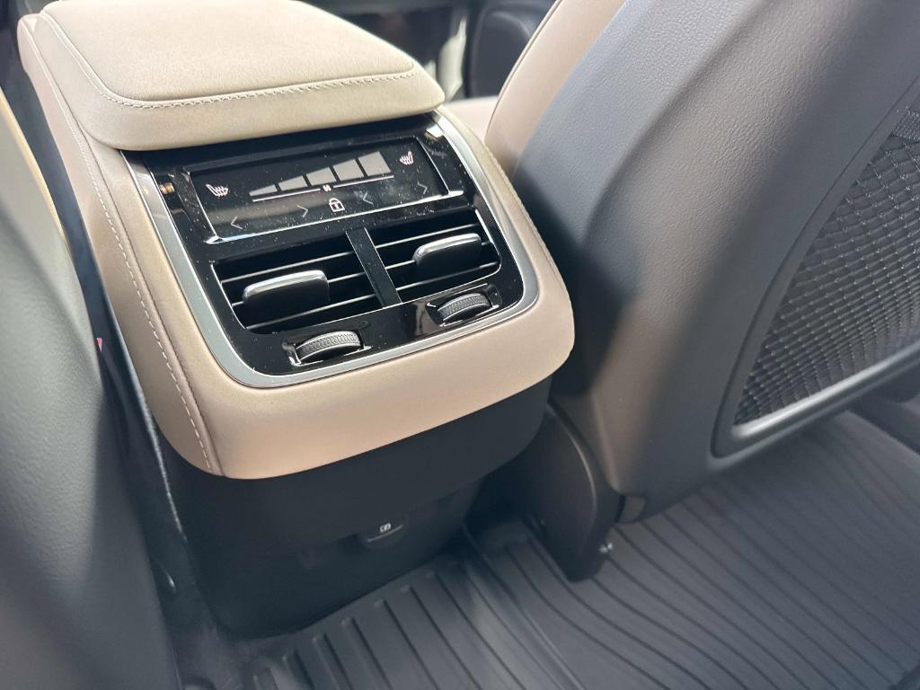 new 2026 Volvo XC90 car, priced at $71,825