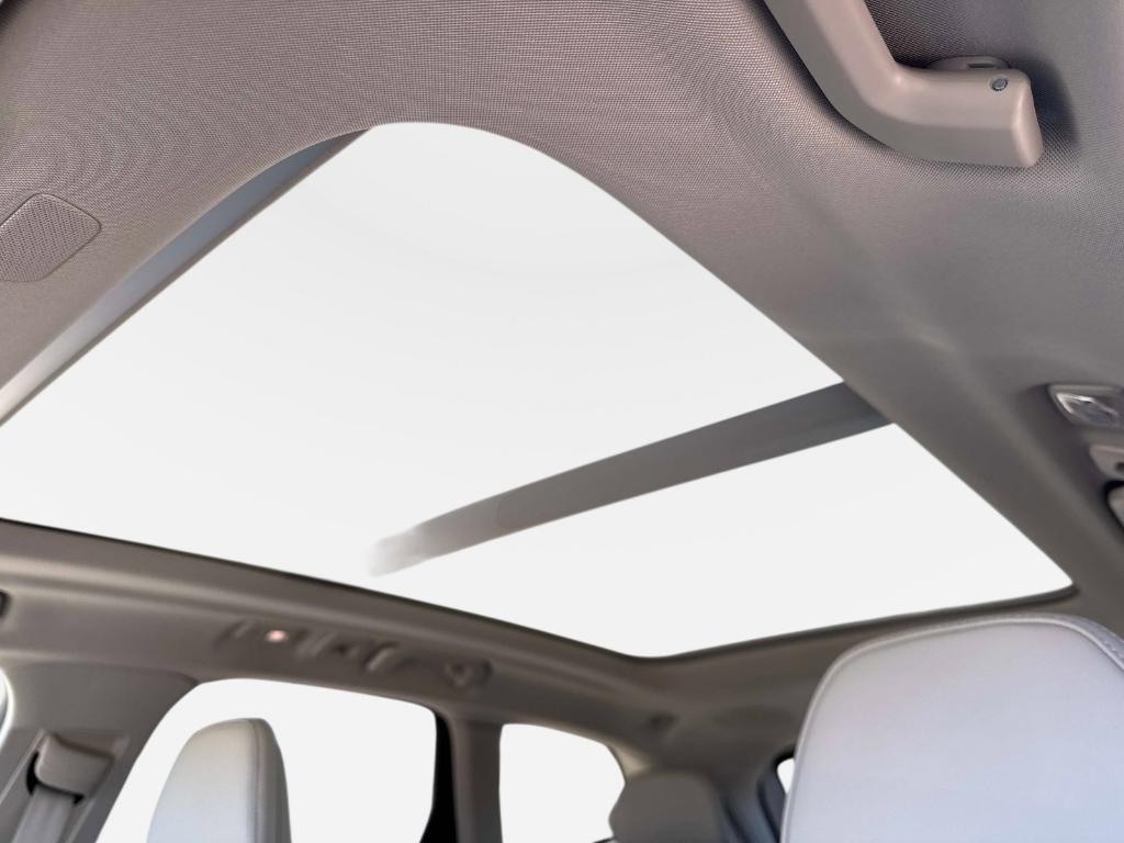 new 2026 Volvo XC60 car, priced at $63,935