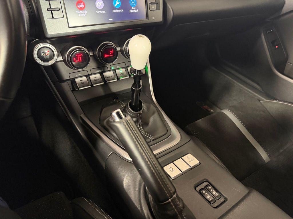 used 2022 Toyota GR86 car, priced at $29,488