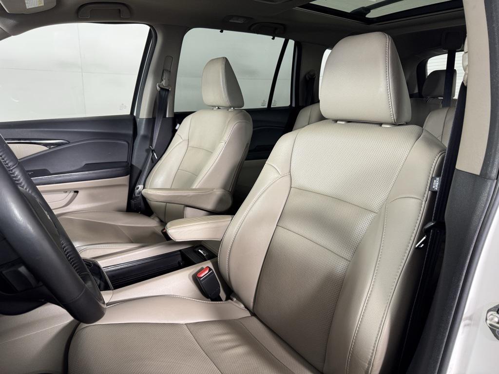 used 2017 Honda Pilot car, priced at $26,988
