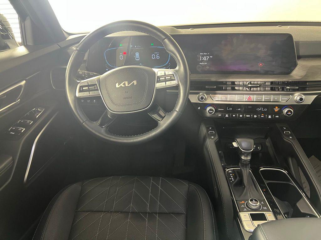 used 2025 Kia Telluride car, priced at $44,988