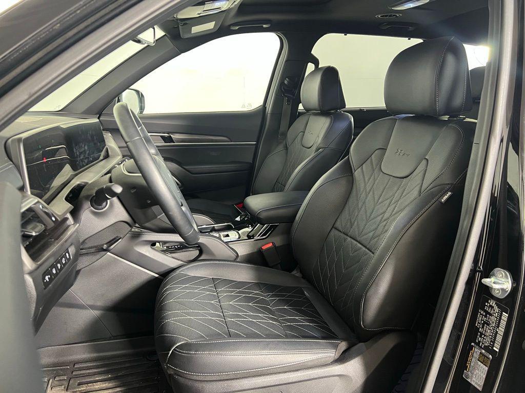 used 2025 Kia Telluride car, priced at $44,988