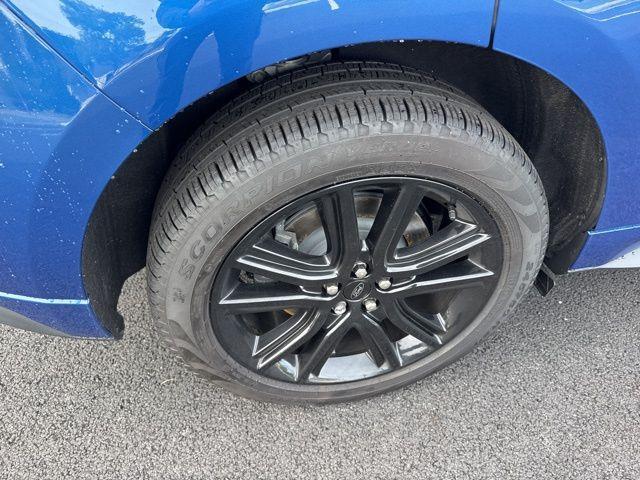 used 2024 Ford Edge car, priced at $33,900