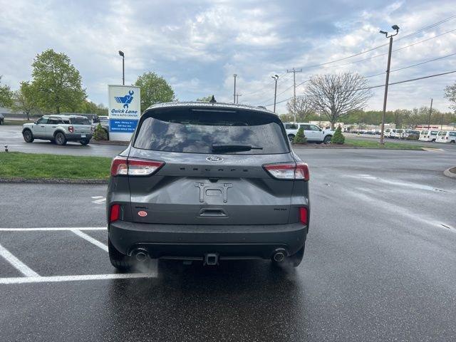 used 2022 Ford Escape car, priced at $25,900