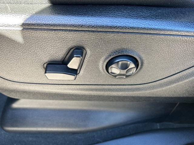 used 2021 Ram 1500 car, priced at $29,900