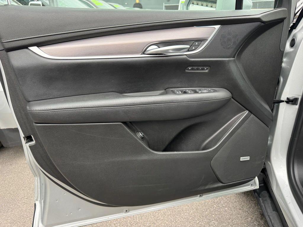 used 2018 Cadillac XT5 car, priced at $17,999