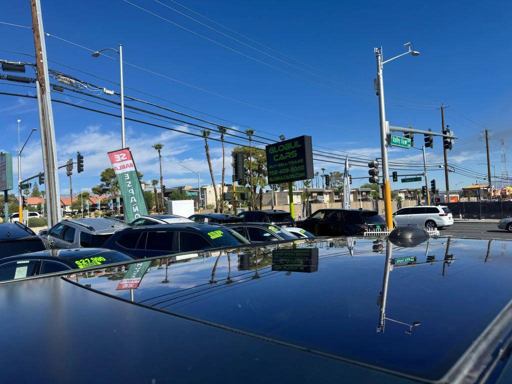 used 2015 Land Rover LR4 car, priced at $13,947