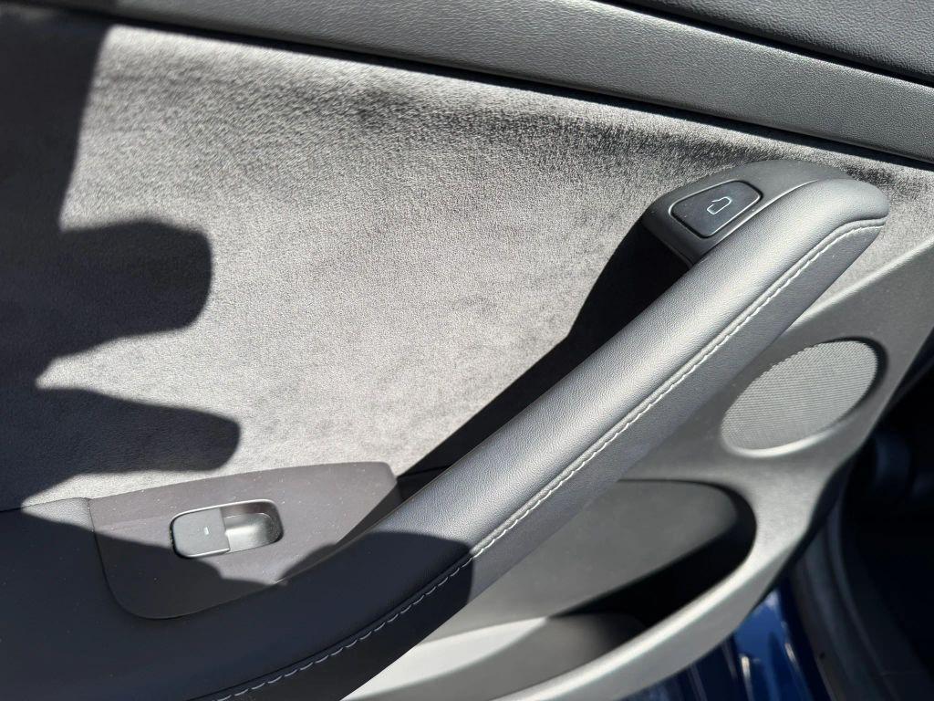 used 2022 Tesla Model 3 car, priced at $29,999