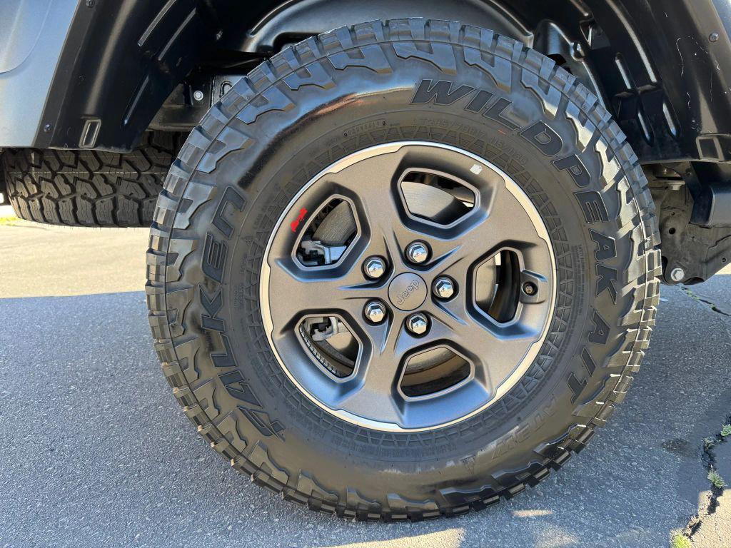 used 2020 Jeep Gladiator car, priced at $33,999