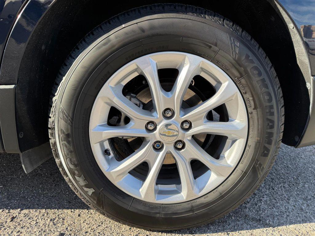 used 2020 Chevrolet Equinox car, priced at $13,999