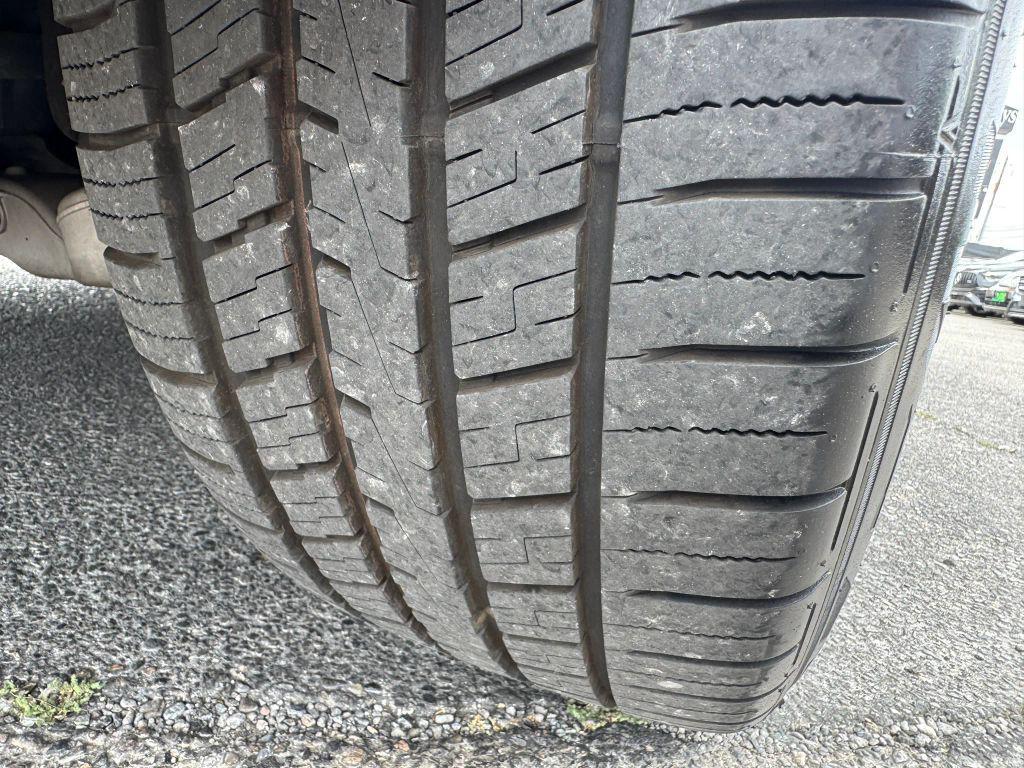 used 2020 Land Rover Discovery car, priced at $19,899