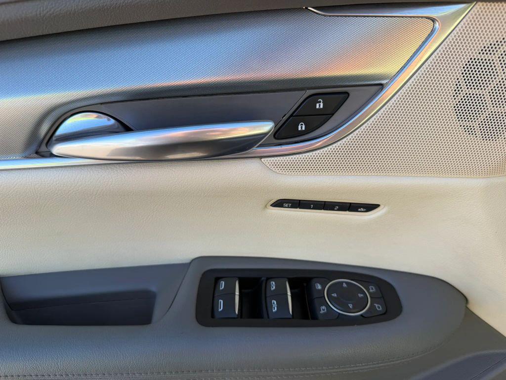 used 2019 Cadillac XT5 car, priced at $21,999