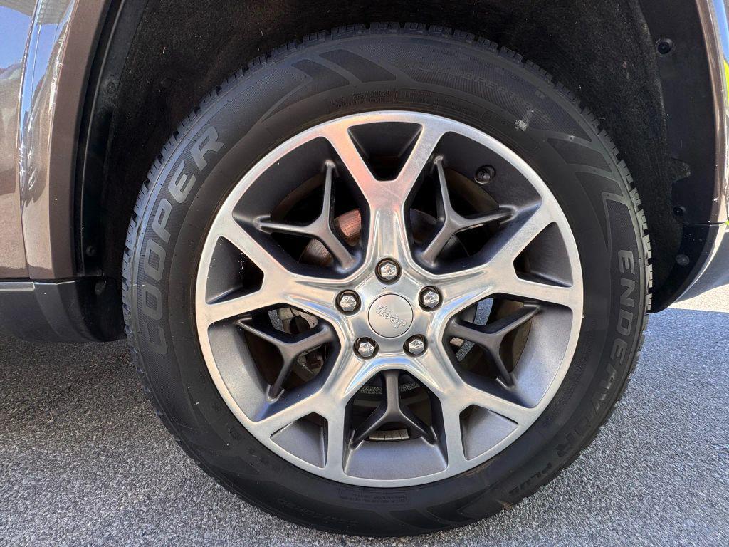 used 2018 Jeep Grand Cherokee car, priced at $19,999