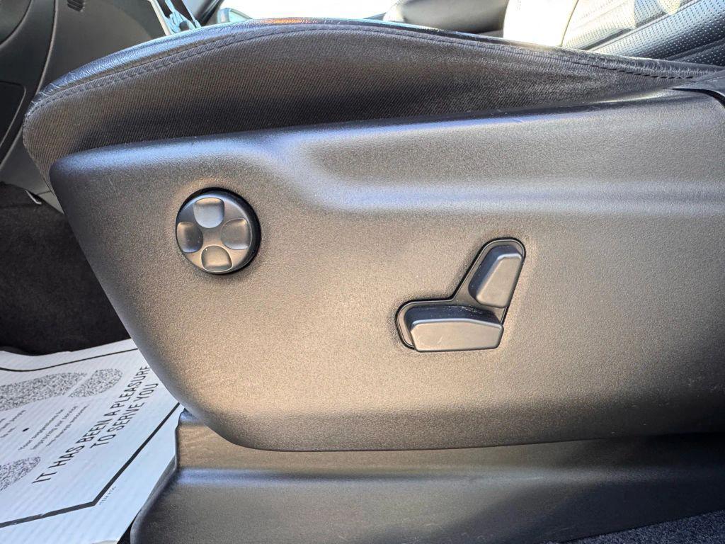 used 2018 Jeep Grand Cherokee car, priced at $19,999