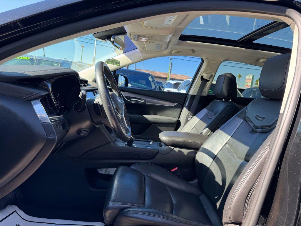 used 2017 Cadillac XT5 car, priced at $17,999