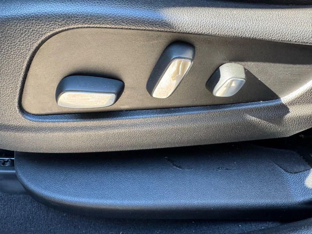 used 2017 Cadillac XT5 car, priced at $17,999