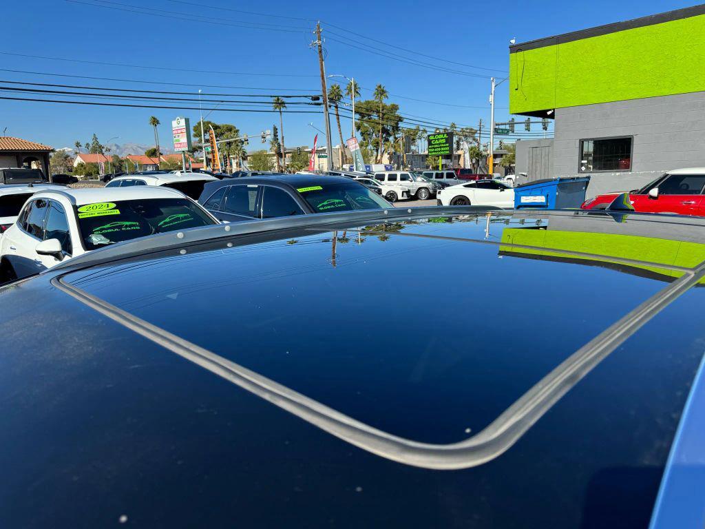 used 2017 Cadillac XT5 car, priced at $17,999