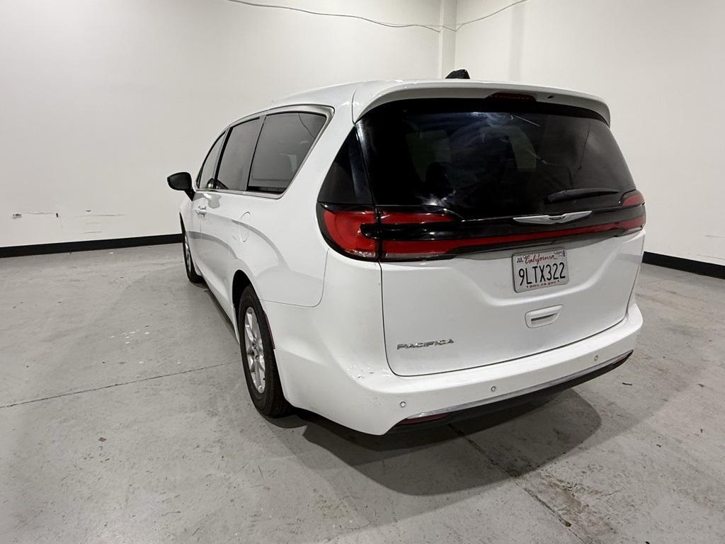 used 2024 Chrysler Pacifica car, priced at $29,867