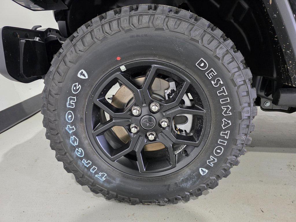 new 2025 Jeep Gladiator car, priced at $45,946