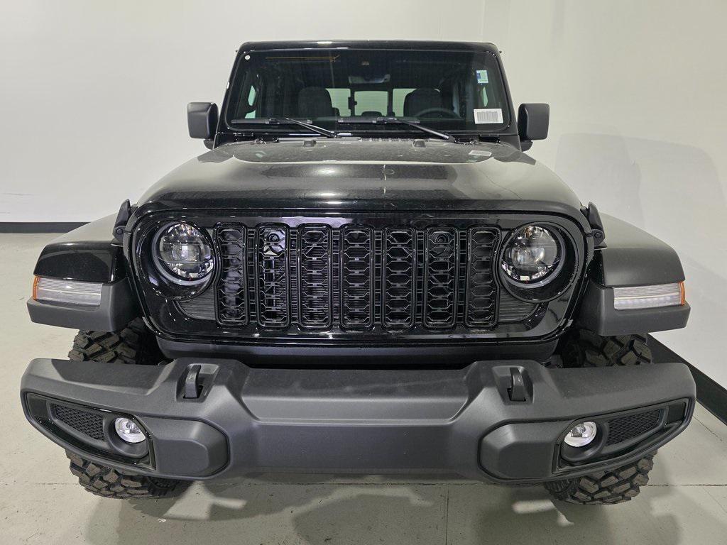 new 2025 Jeep Gladiator car, priced at $45,946