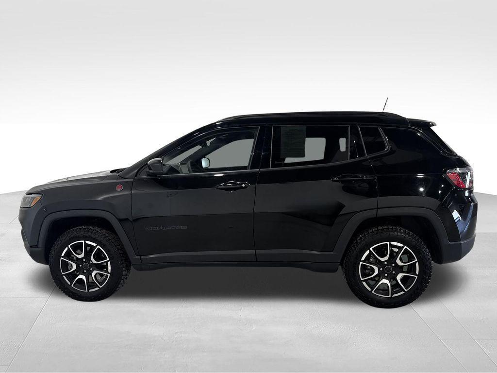 used 2025 Jeep Compass car, priced at $23,694