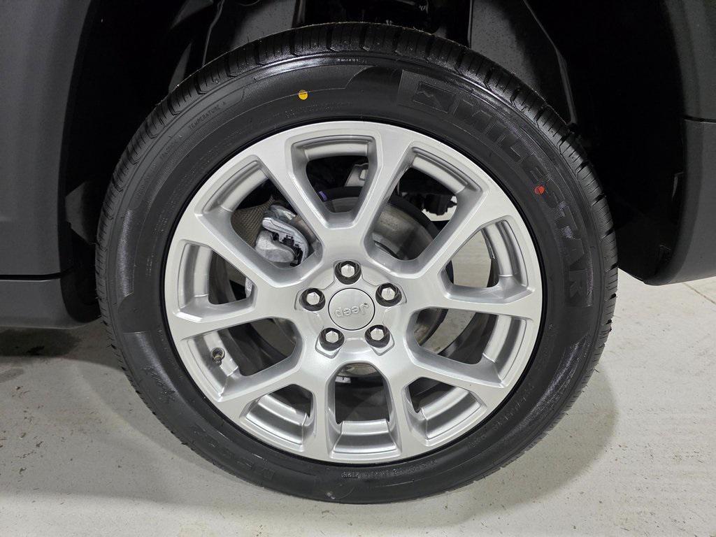 used 2022 Jeep Compass car, priced at $20,884