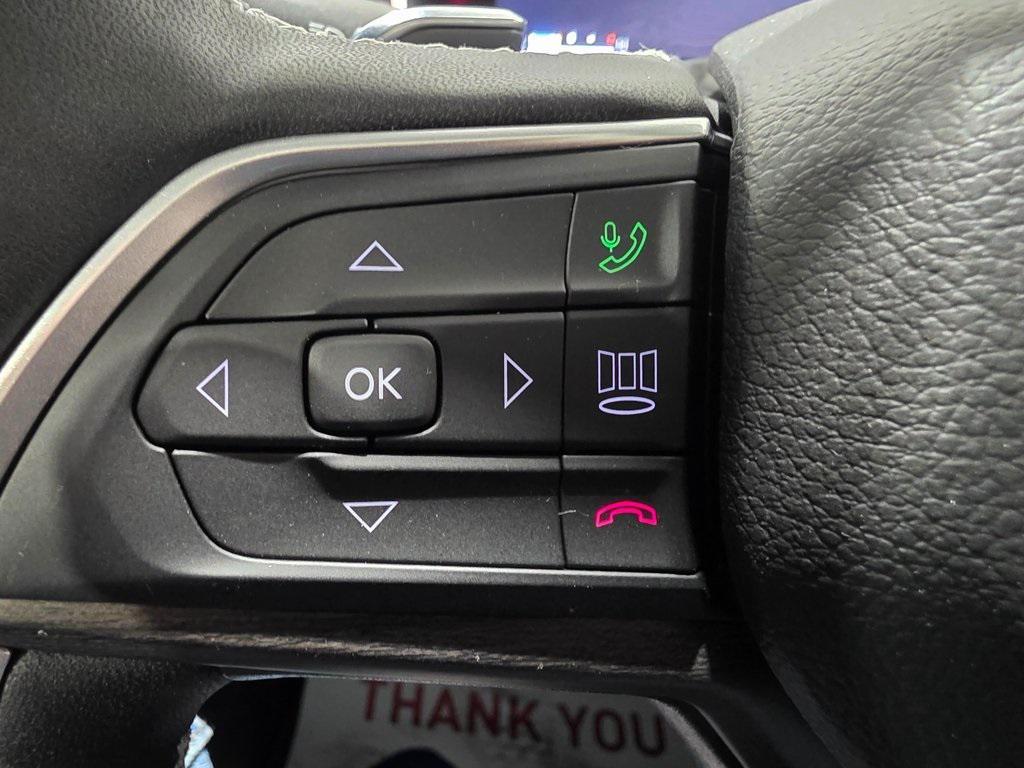 new 2025 Jeep Grand Cherokee car, priced at $41,842