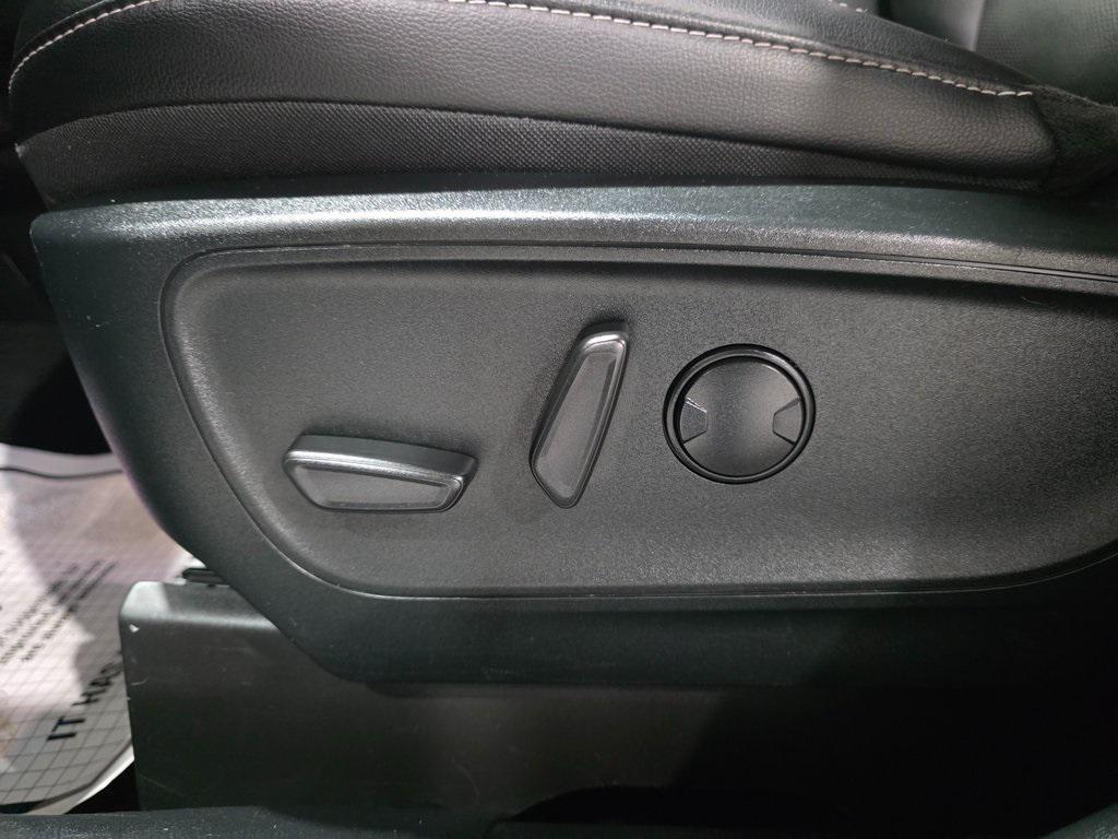 used 2022 Ford Escape car, priced at $19,370