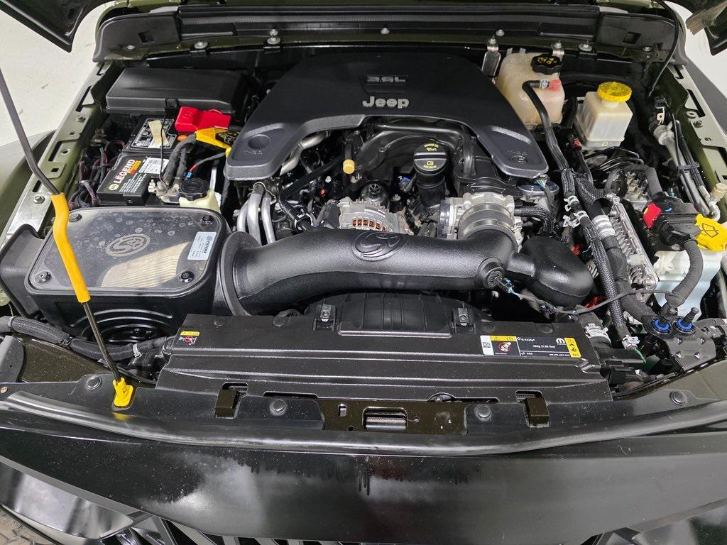 used 2021 Jeep Gladiator car, priced at $28,984