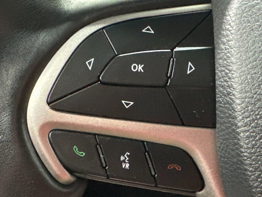 used 2020 Jeep Grand Cherokee car, priced at $22,970