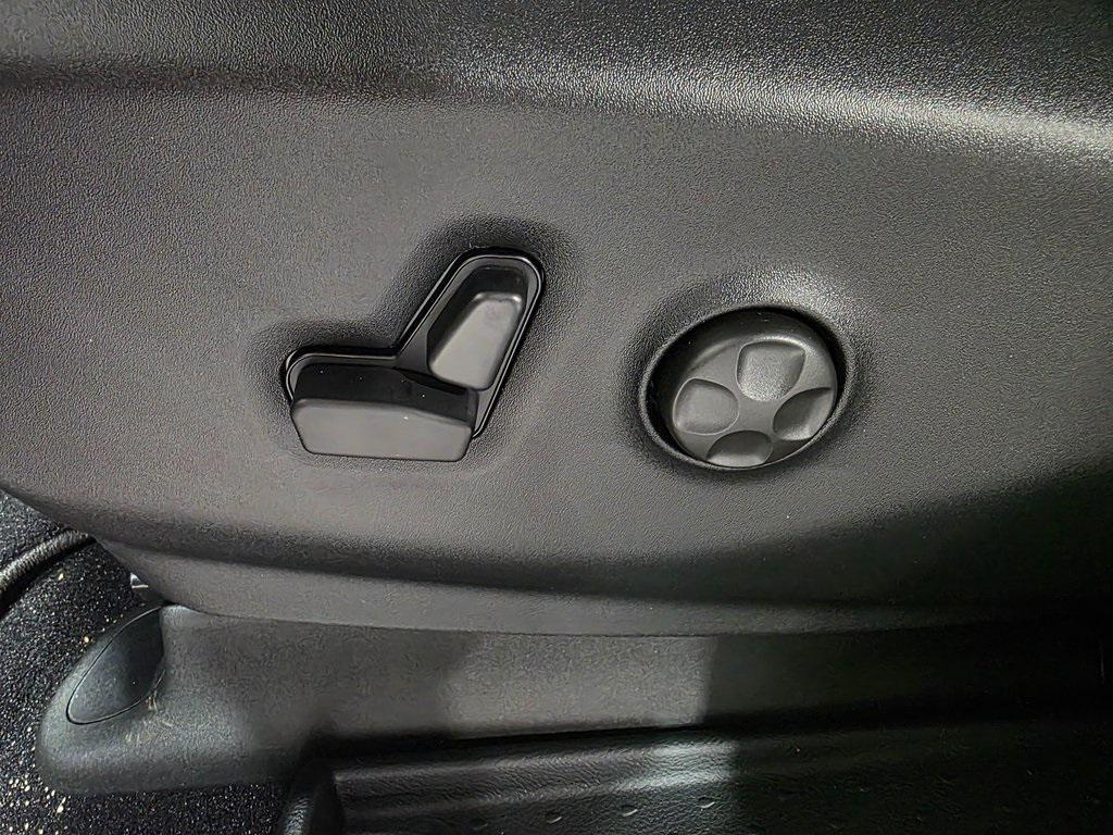 new 2026 Chrysler Pacifica car, priced at $42,850