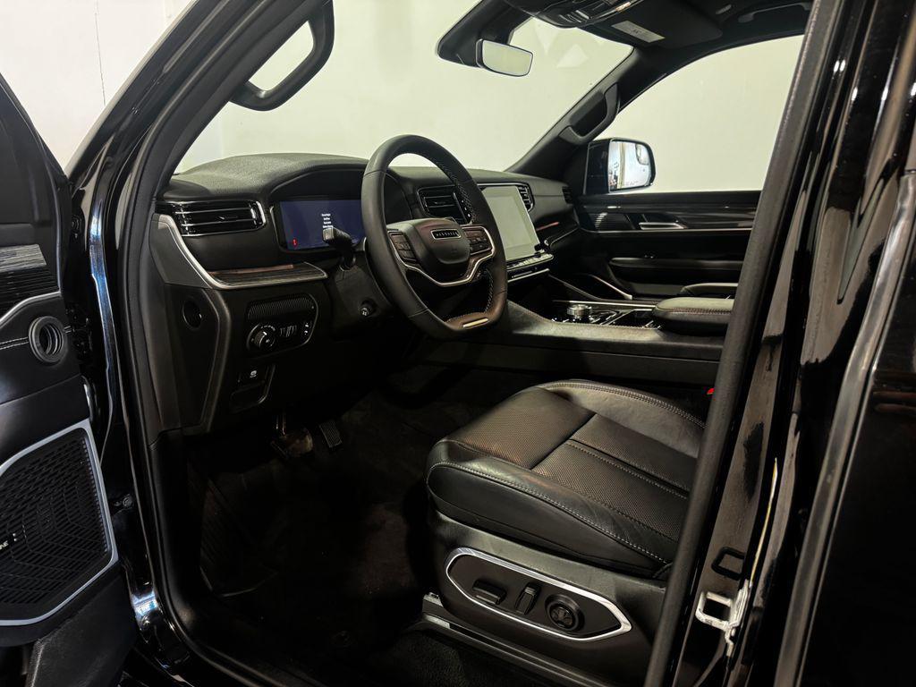 used 2022 Jeep Wagoneer car, priced at $40,984