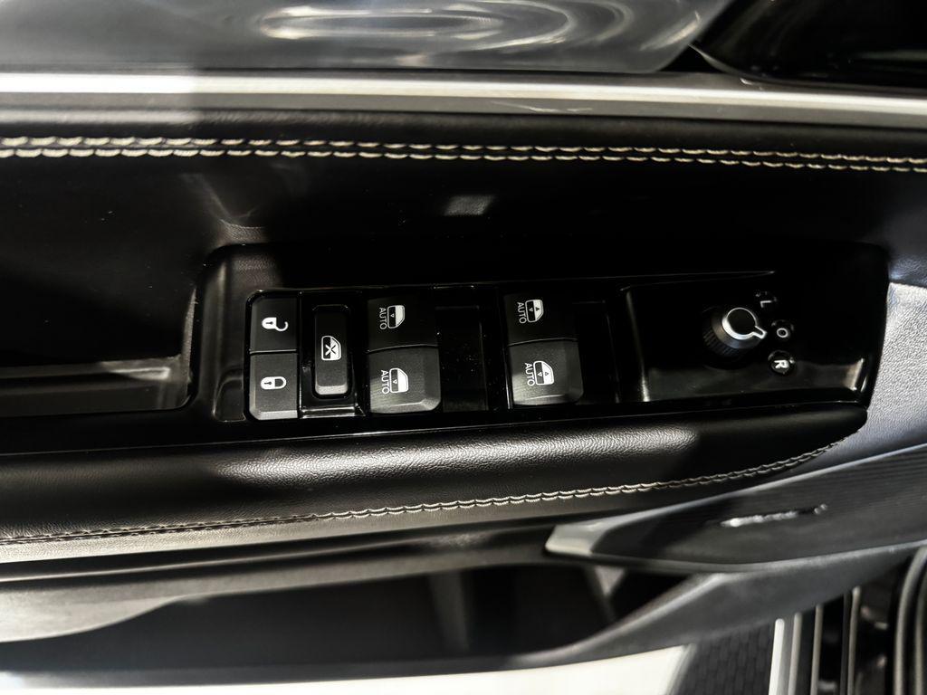 used 2022 Jeep Wagoneer car, priced at $40,984