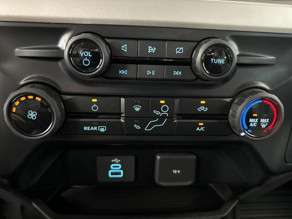 new 2024 Ford F-350 car, priced at $53,980