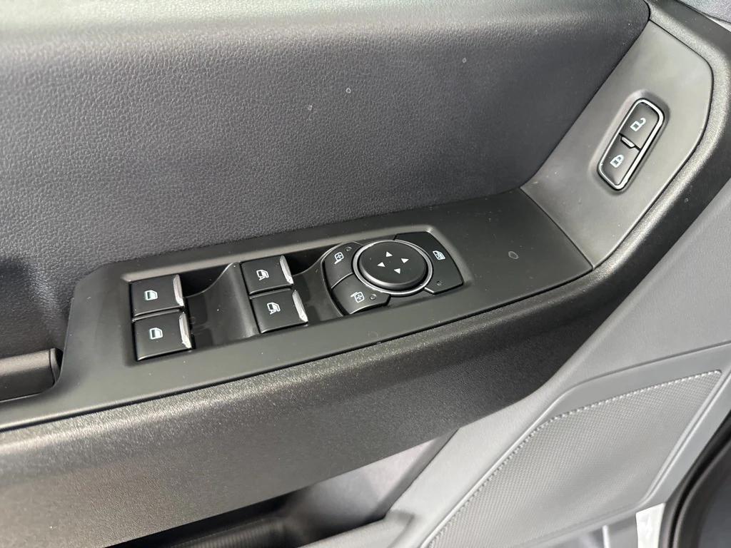 new 2024 Ford F-350 car, priced at $53,980