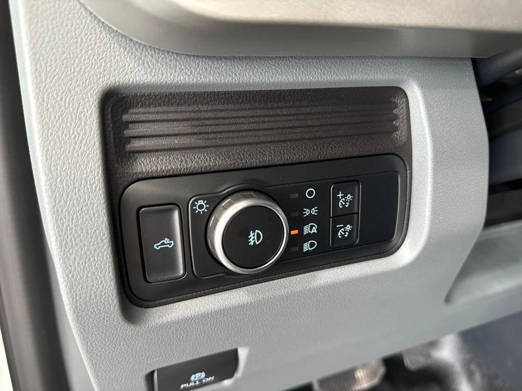 new 2024 Ford F-350 car, priced at $53,980