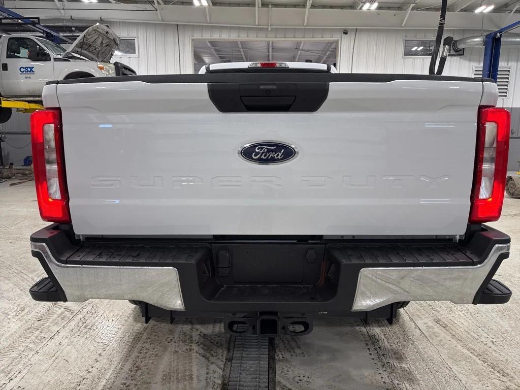 new 2025 Ford F-250 car, priced at $60,930