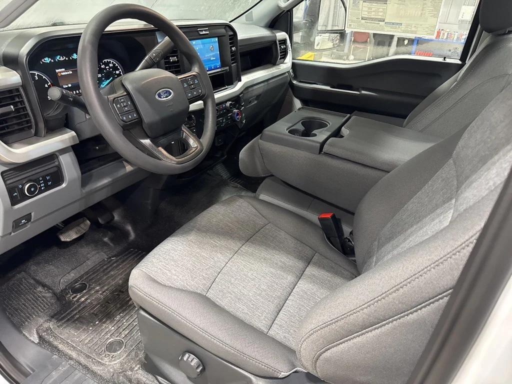 new 2025 Ford F-250 car, priced at $60,930