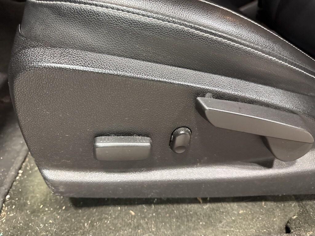 used 2015 Chevrolet Colorado car, priced at $18,242