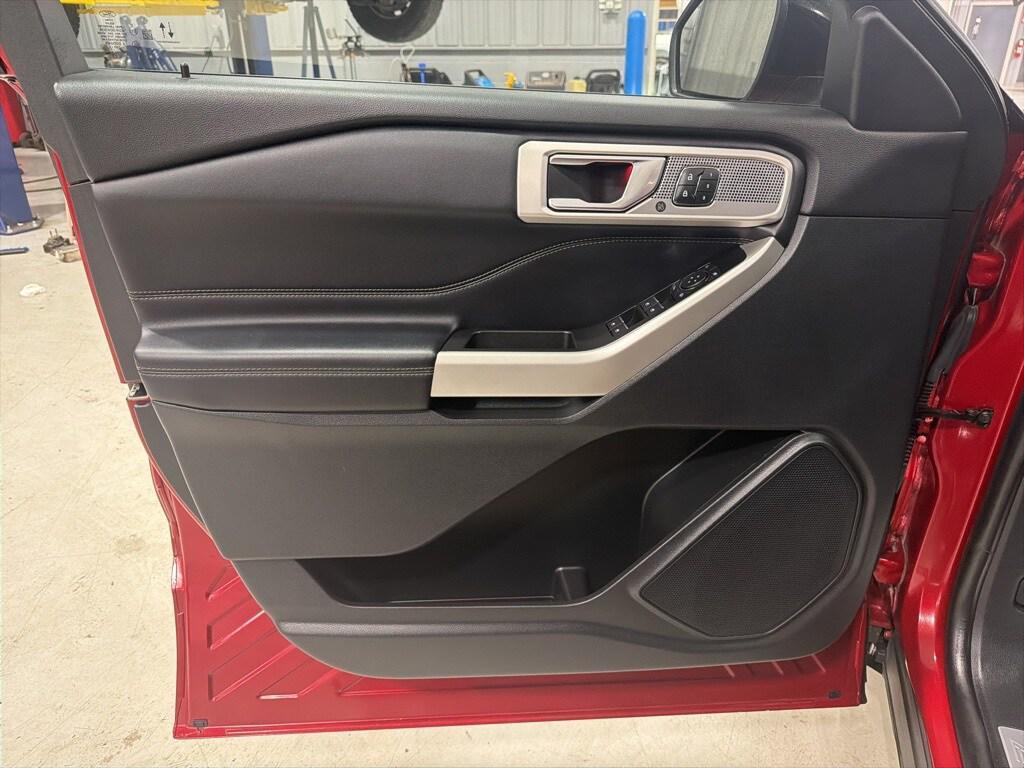 used 2021 Ford Explorer car, priced at $25,499