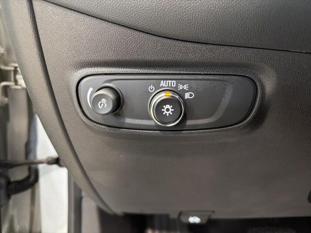 used 2022 Chevrolet Equinox car, priced at $19,997