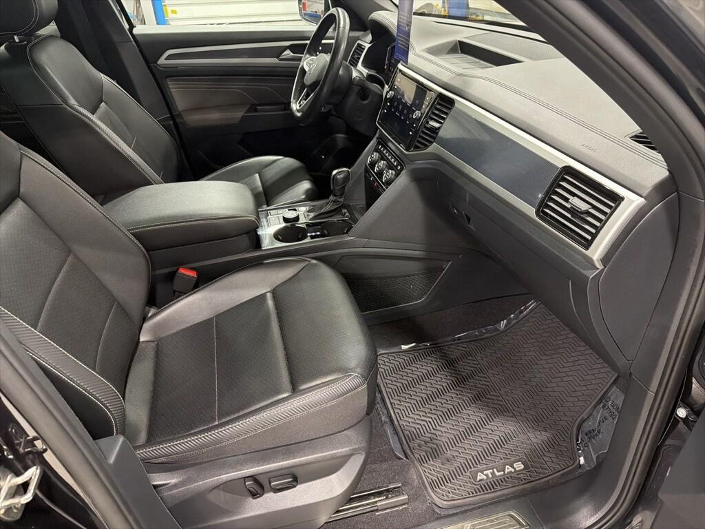used 2022 Volkswagen Atlas Cross Sport car, priced at $29,000