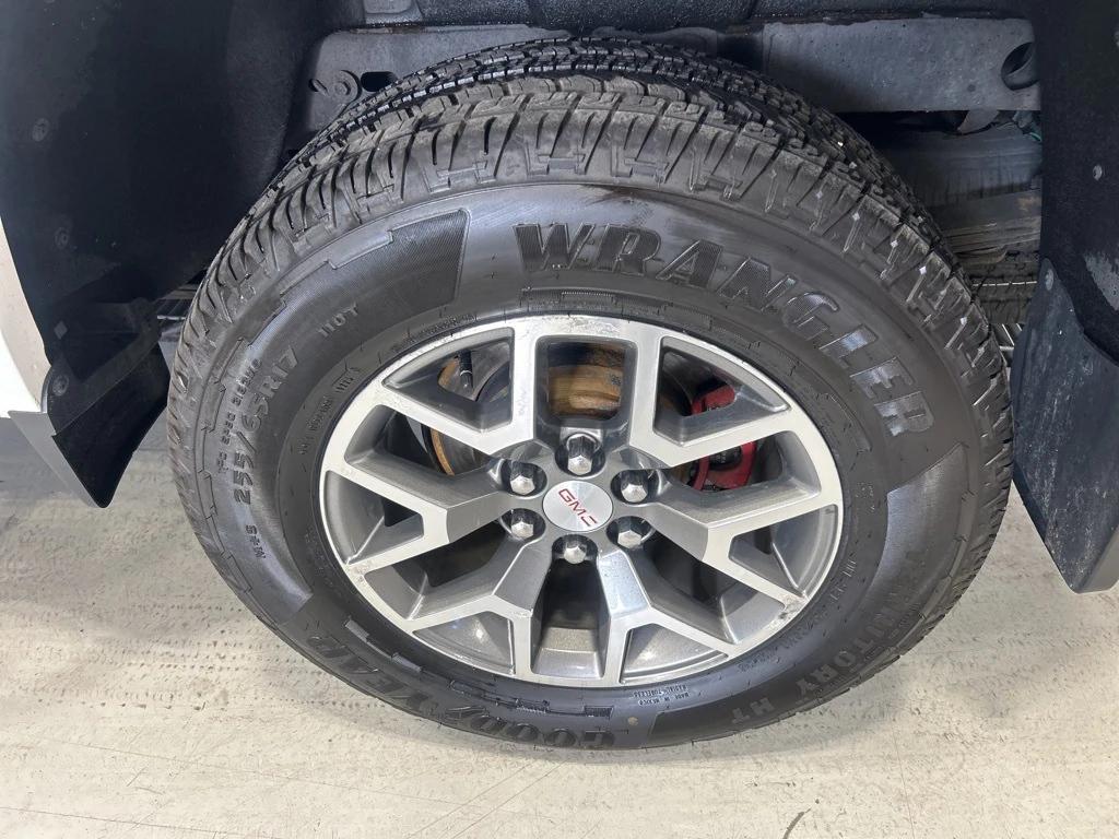 used 2018 GMC Canyon car, priced at $24,903