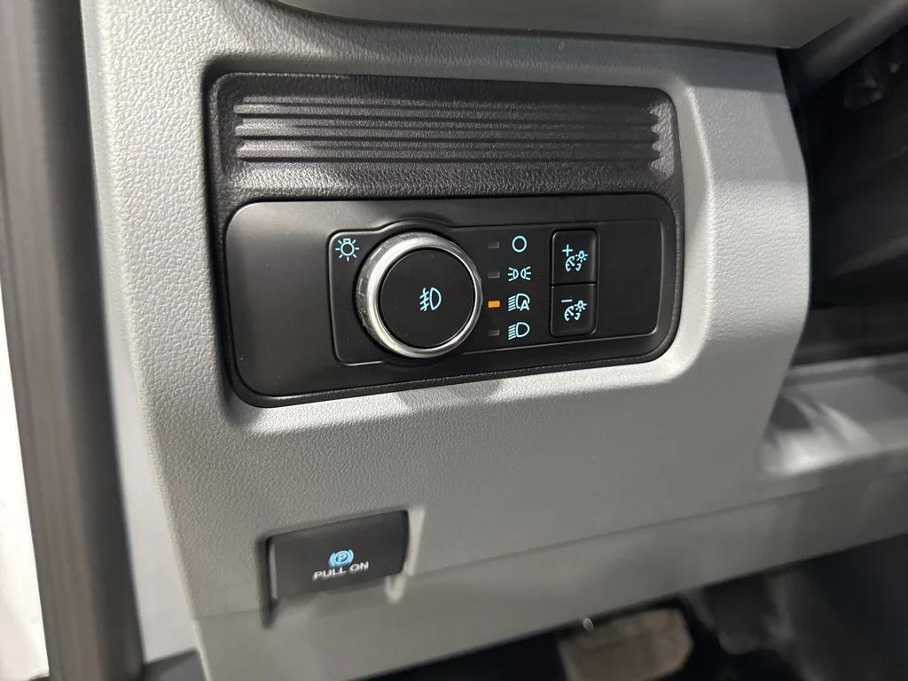 new 2025 Ford F-450 car, priced at $75,555