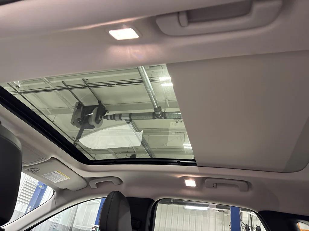 new 2025 Ford Escape PHEV car, priced at $41,140