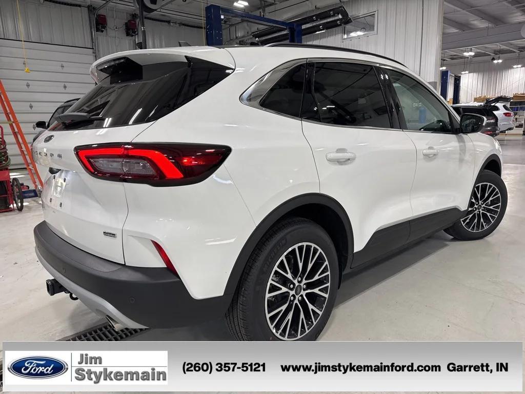 new 2025 Ford Escape PHEV car, priced at $41,140